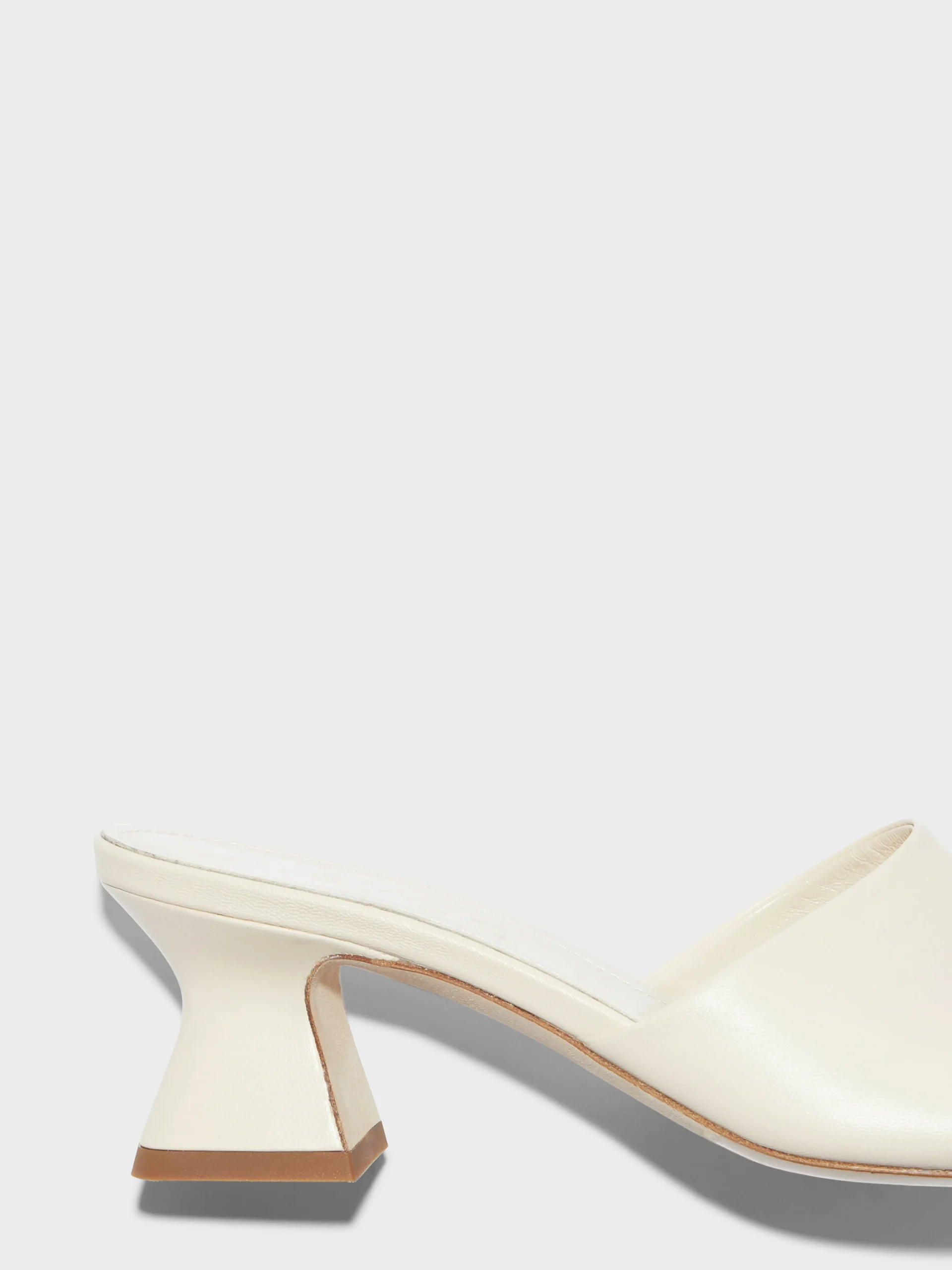 Ale Leather Mules