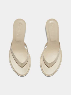 Daphne Leather Thong Sandals