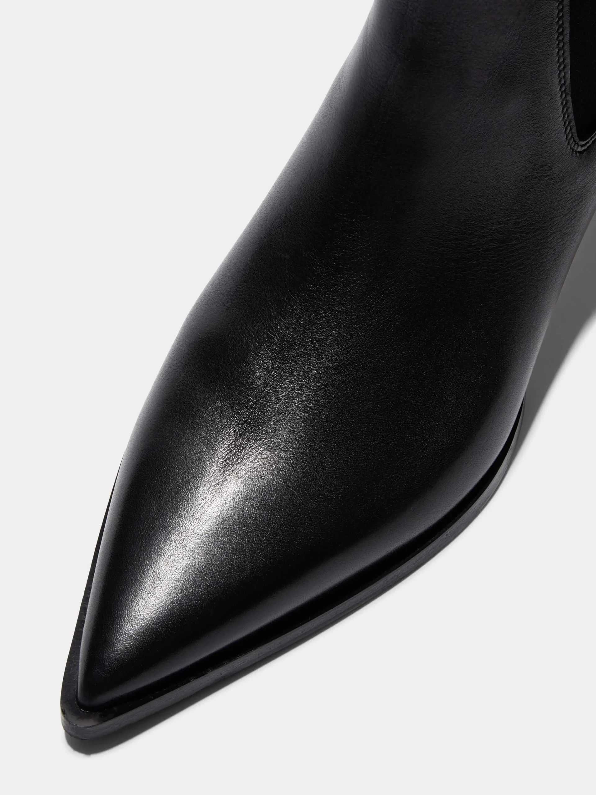 Kiki Leather Chelsea Boots