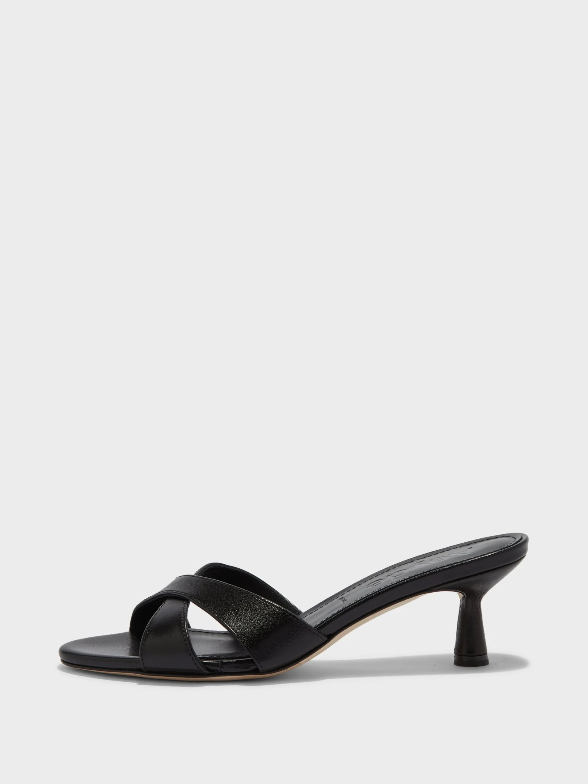 Vero Leather Mules